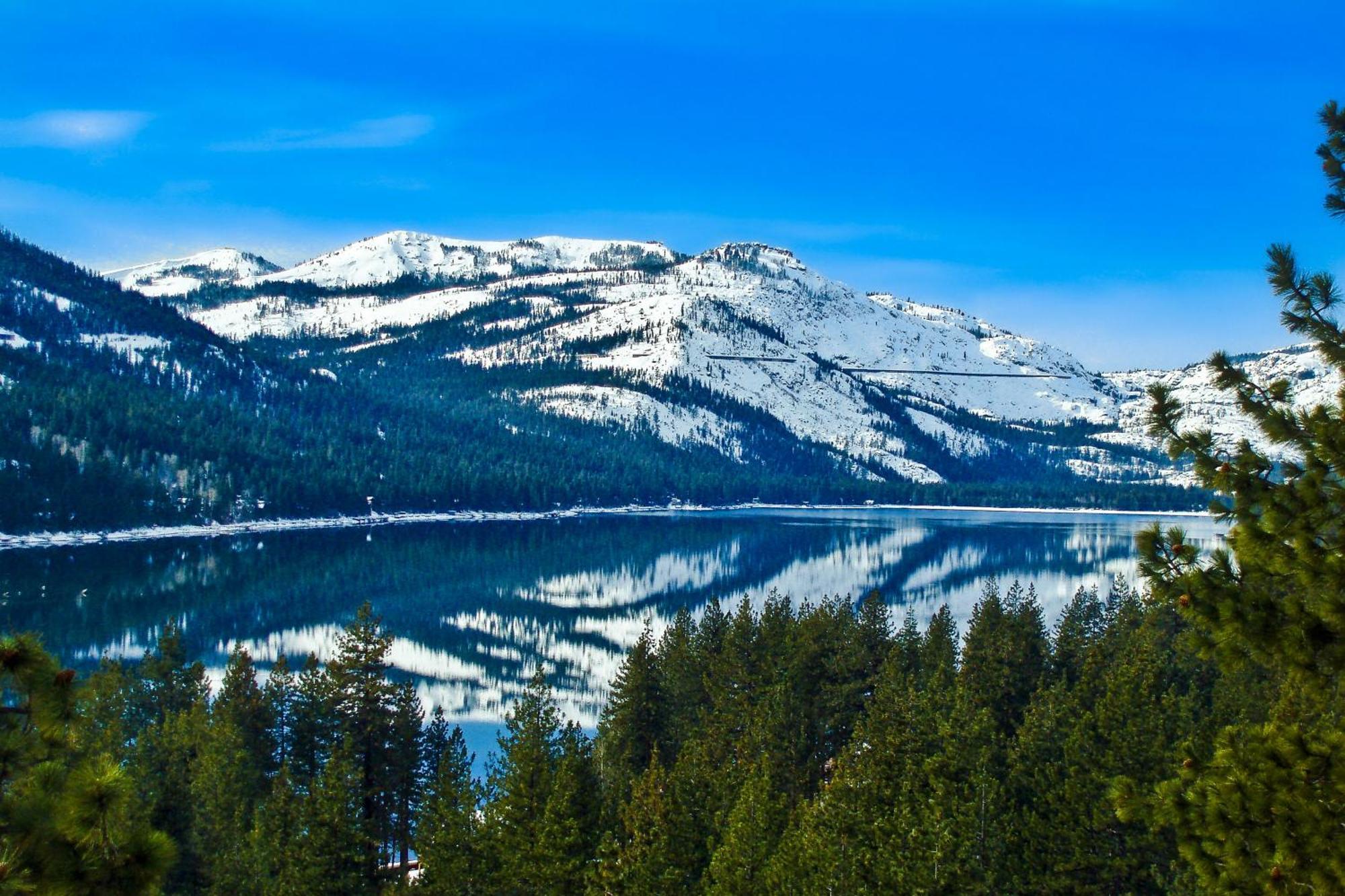 Donner Lakefront Retreat Villa Truckee Exteriör bild